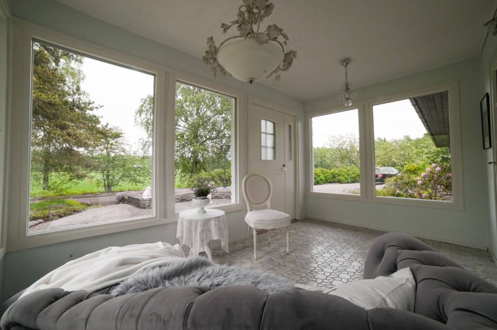 uusien ikkunoiden asennus